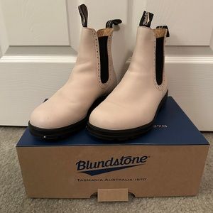 Blundstone high top boots